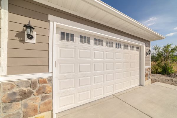 Cost of Garage Lifting in Naperville