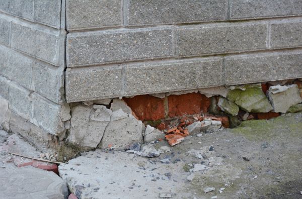 Cost of Foundation Settlement Repair in Naperville